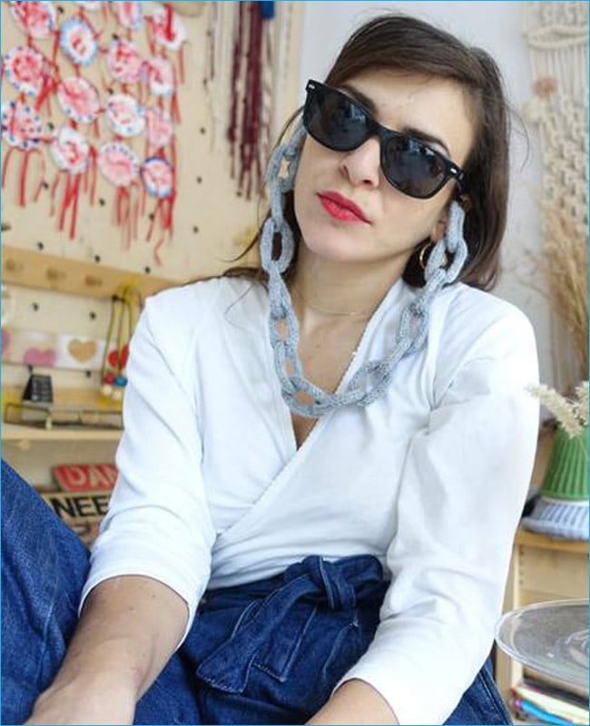 Fashion Sunglasses with Chain Arm