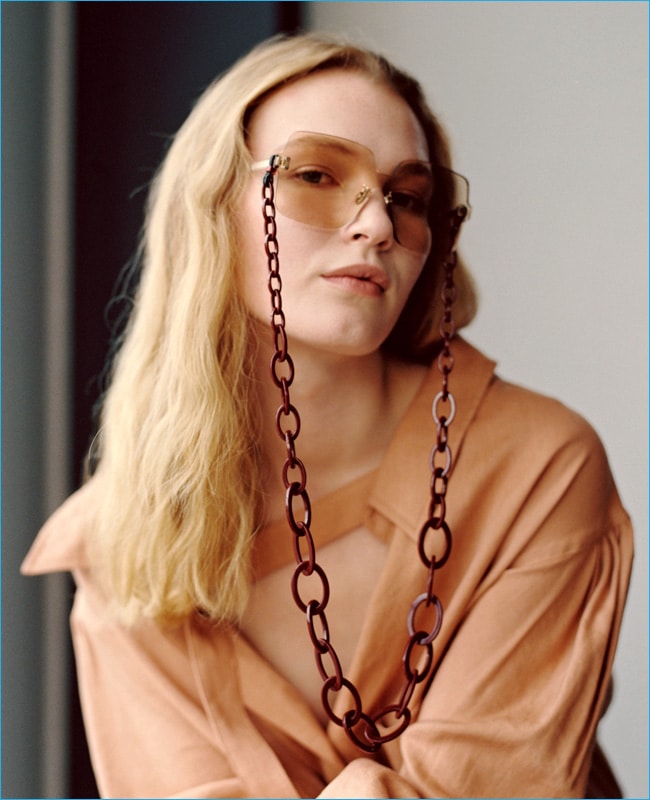 Why glasses chains are more fashionable than you think– FRAME CHAIN