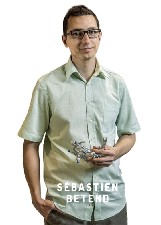 Seb-Betend-green optician-Green eyewear