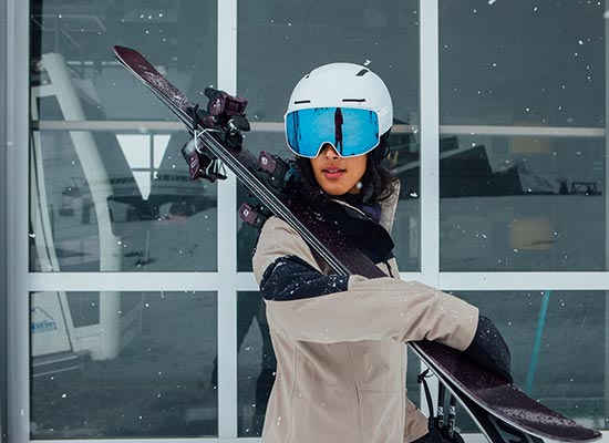ski-goggles-and-visor-helmets-a-piste-full-of-new-models-salomon