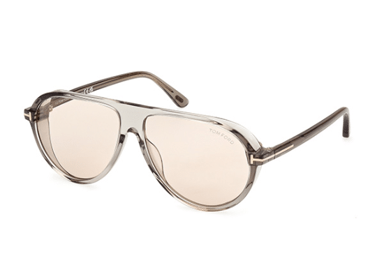 quelles-sont-les-lunettes-de-soleil-tendance-pour-lété-2023-tom-ford-style-translucide